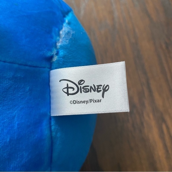 Squishmallows Disney Dory - Picture 6 of 9